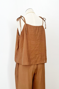 Tobacco Textured Tie Top