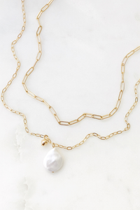 Double Link Chain Necklace with Freshwater Pearl